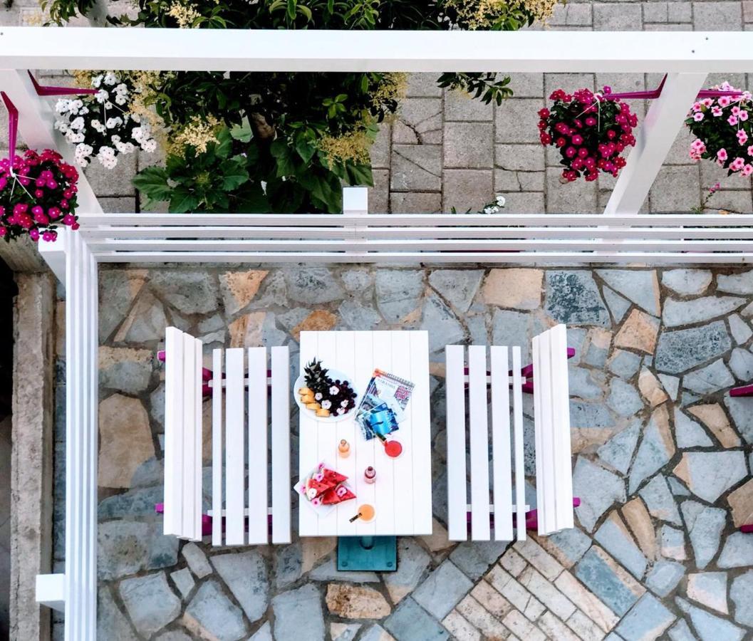 Family Hotel Haruni 사밀 외부 사진